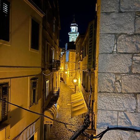 Charming Apartment In Old Town Split Exterior foto